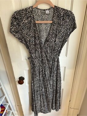 Old Navy Black and White Leopard-Print Midi Wrap Dress